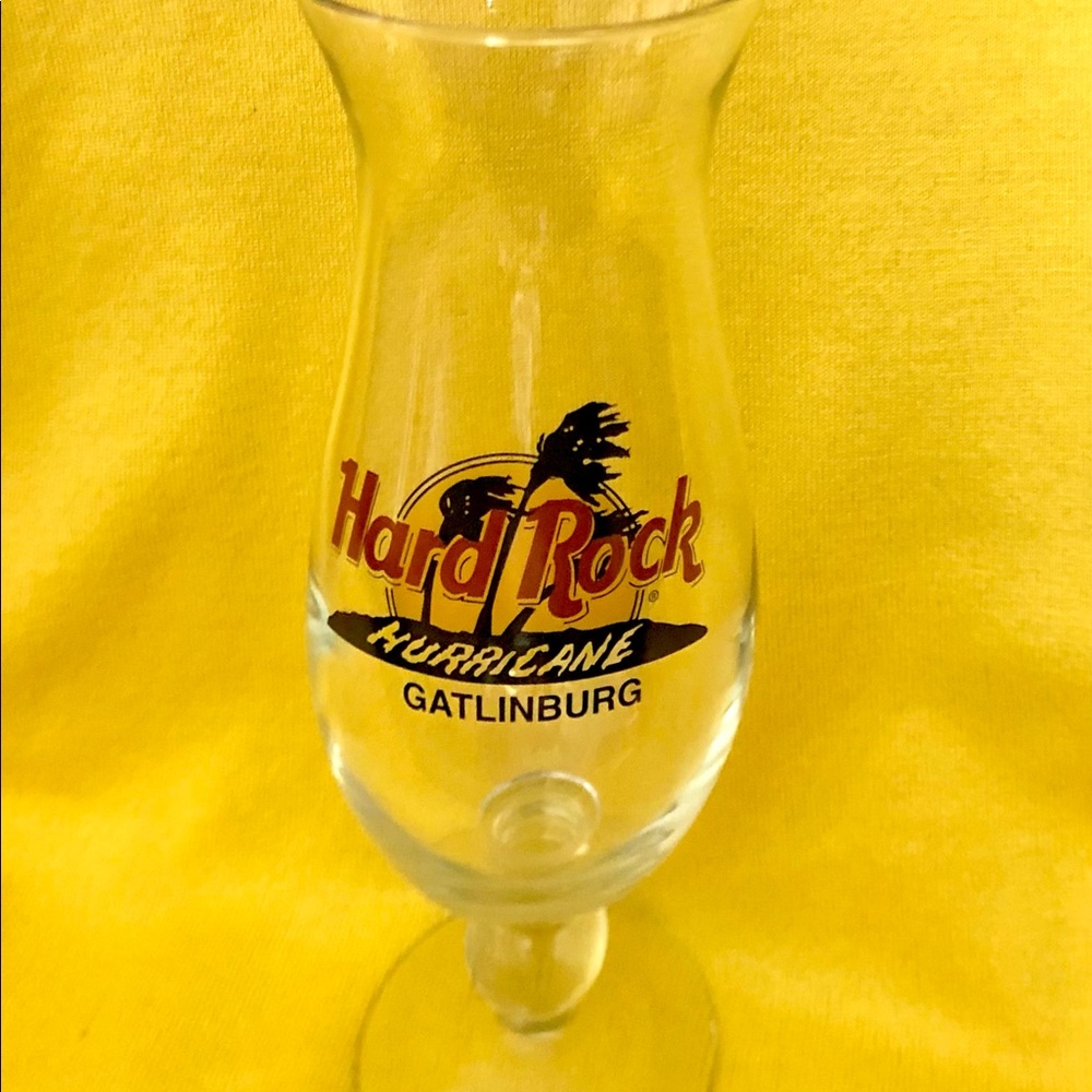 ❌SOLD❌ Gatlinburg (NO LONGER AVAILABLE) Hard Rock Cafe Hurricane Glass